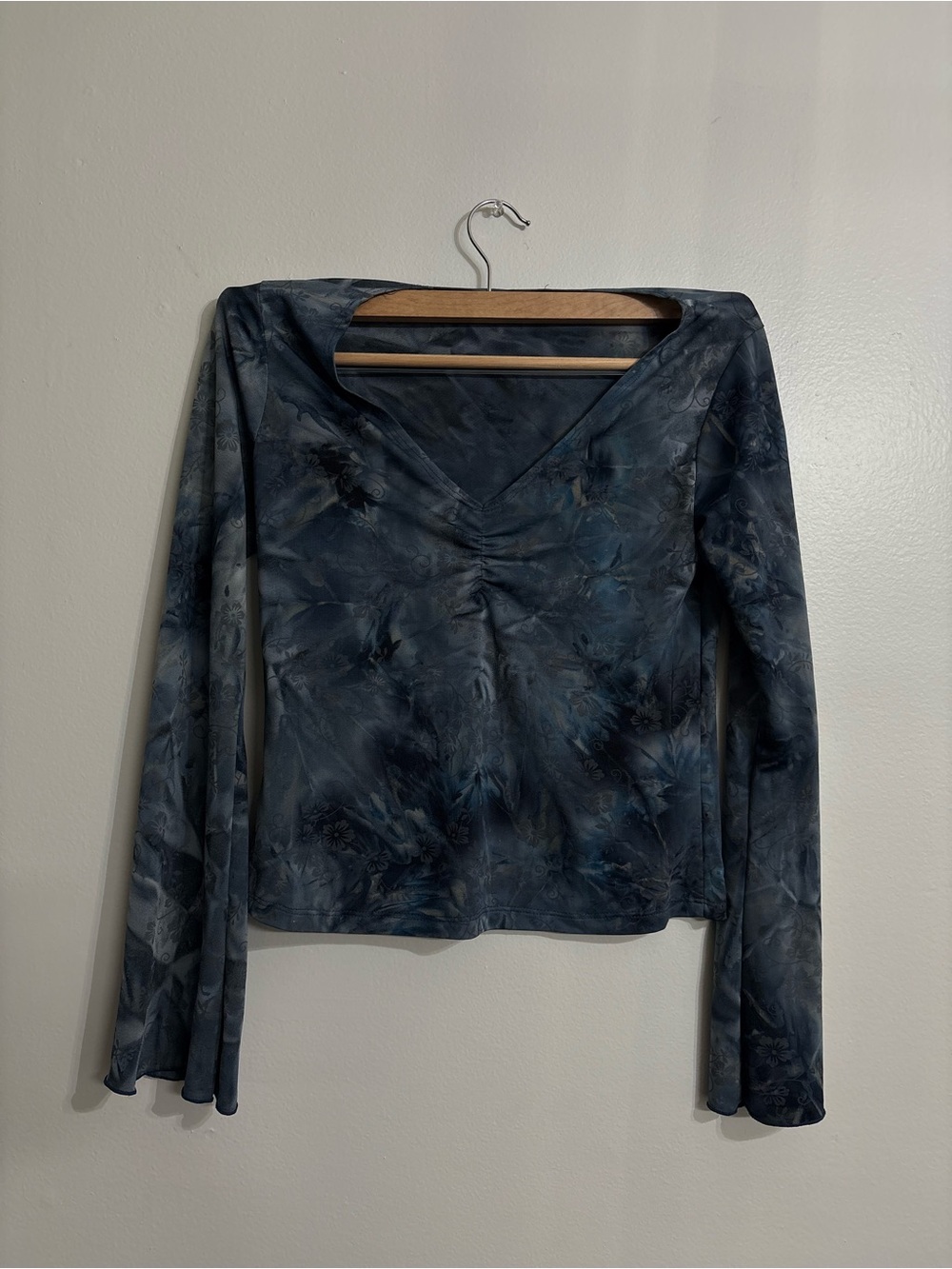 Dressbarn Bell Sleeve Top